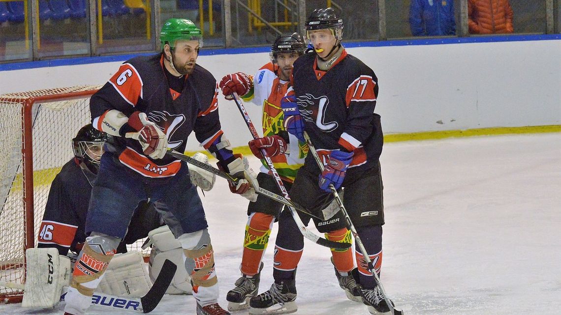 Hokeiści LHT Lublin rozpoczęli sezon od dwóch zwycięstw w Giżycku