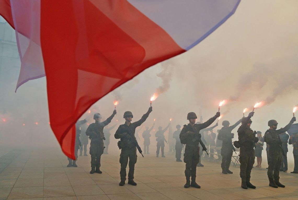 Hołd dla bohaterów w 82. rocznicę wybuchu Powstania Warszawskiego Hołd dla bohaterów w 82. rocznicę wybuchu Powstania Warszawskiego