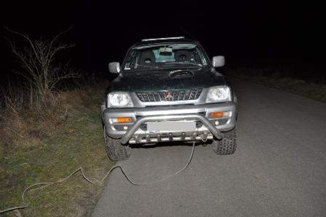 Holowany samochód potrącił pieszą, kobieta zmarła Holowany samochód potrącił pieszą, kobieta zmarła