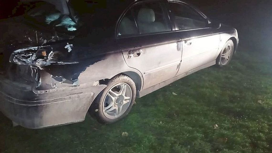 Honda wjechała wprost pod pociąg. Od tragedii dzieliły tylko centymetry