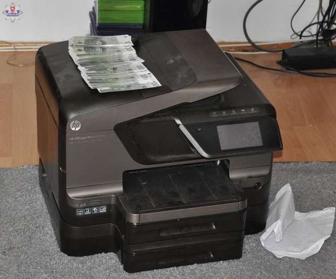 Horodło: Podrabiali pieniądze na drukarce