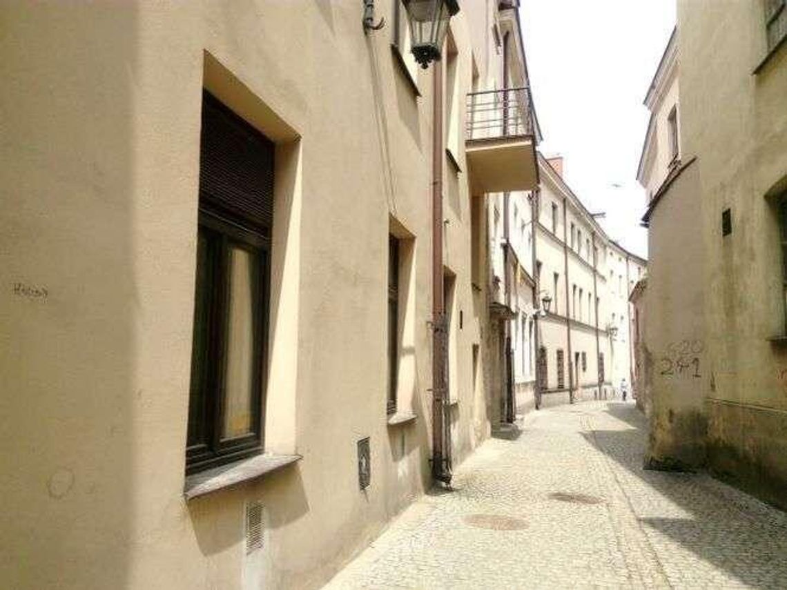 Hotel w szpitalu? Pieniądze też na zmianę wizerunku ulic na Starym Mieście. Duży projekt Hotel w szpitalu? Pieniądze też na zmianę wizerunku ulic na Starym Mieście. Duży projekt