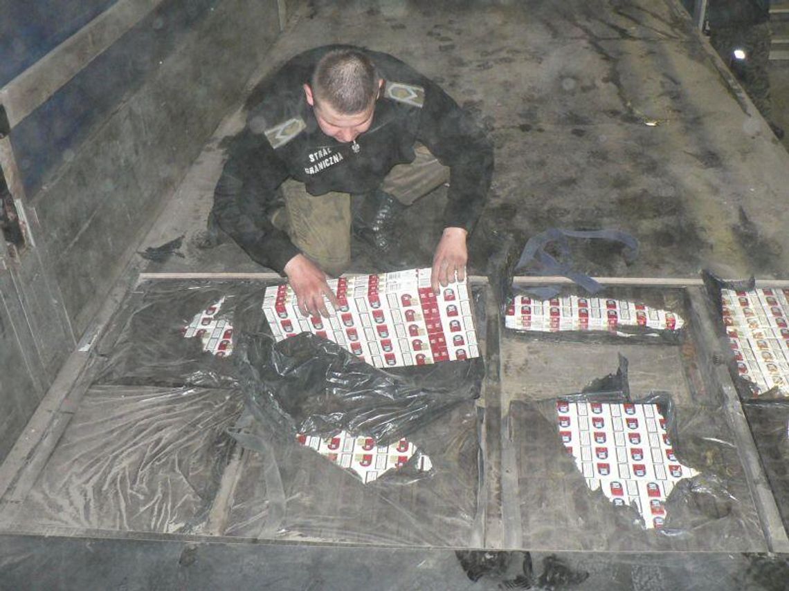 Hrebenne: Udaremniono przemyt papierosów wartych 600 tys. zł