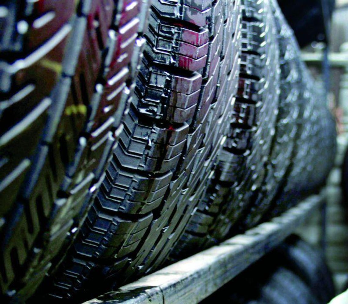 Hrubieszów: Kto przebił opony w BMW?