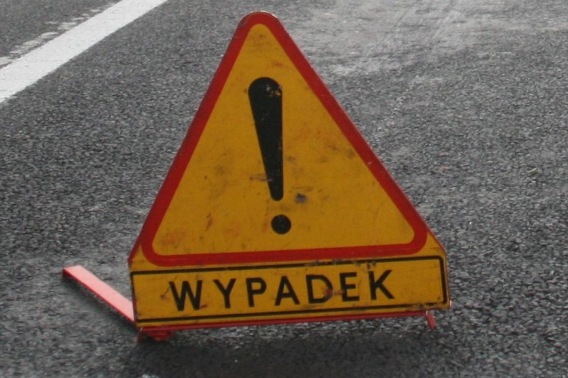 Hrubieszów: Samochód dachował. Dwie osoby w szpitalu