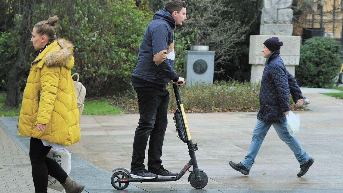 Hulajnogi elektryczne w Lublinie bardzo popularne. 15 tys. wypożyczeń Hulajnogi elektryczne w Lublinie bardzo popularne. 15 tys. wypożyczeń