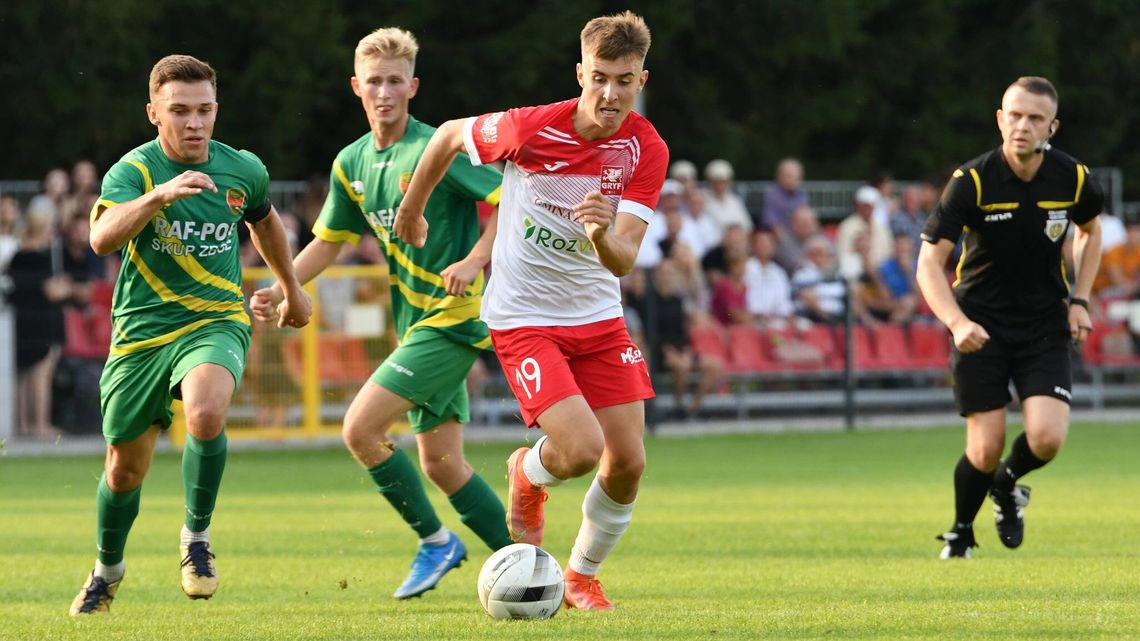 Hummel IV liga: Huragan lepszy od Lewartu, a Gryf od Kłosa i pozostałe wyniki Hummel IV liga: Huragan lepszy od Lewartu, a Gryf od Kłosa i pozostałe wyniki