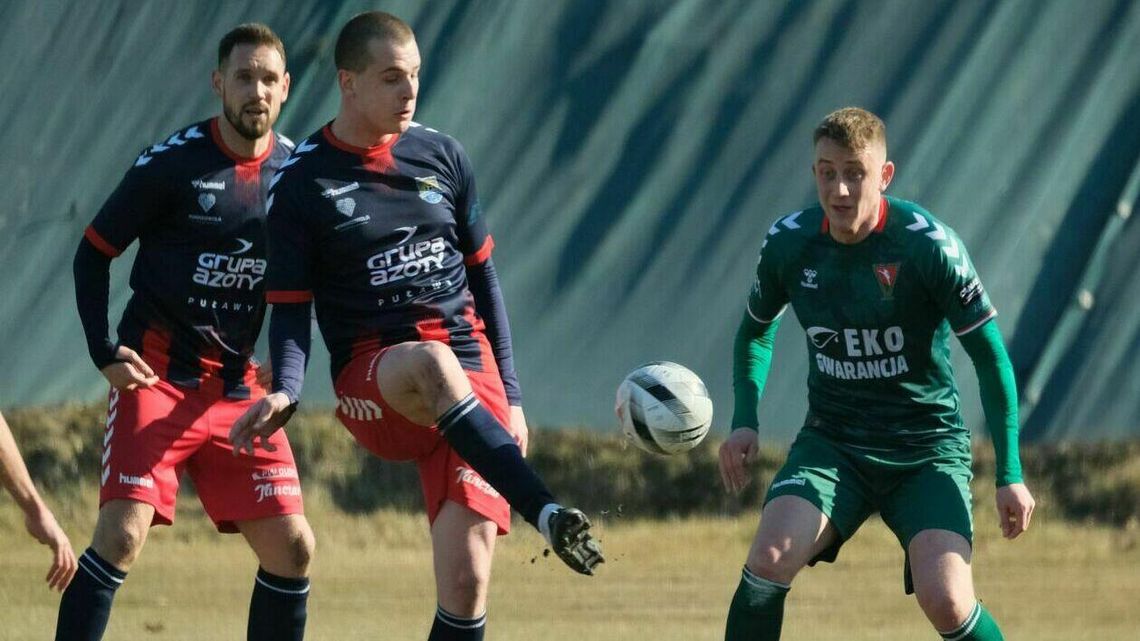 Hummel IV liga odrabia zaległości. Lewart gra z Powiślakiem i ma jeszcze matematyczne szanse na szóstkę Hummel IV liga odrabia zaległości. Lewart gra z Powiślakiem i ma jeszcze matematyczne szanse na szóstkę