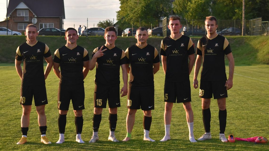 Hummel IV liga: Trwa walka o drugie miejsce i utrzymanie. Start, Grom i Kłos ciągle mogą się uratować