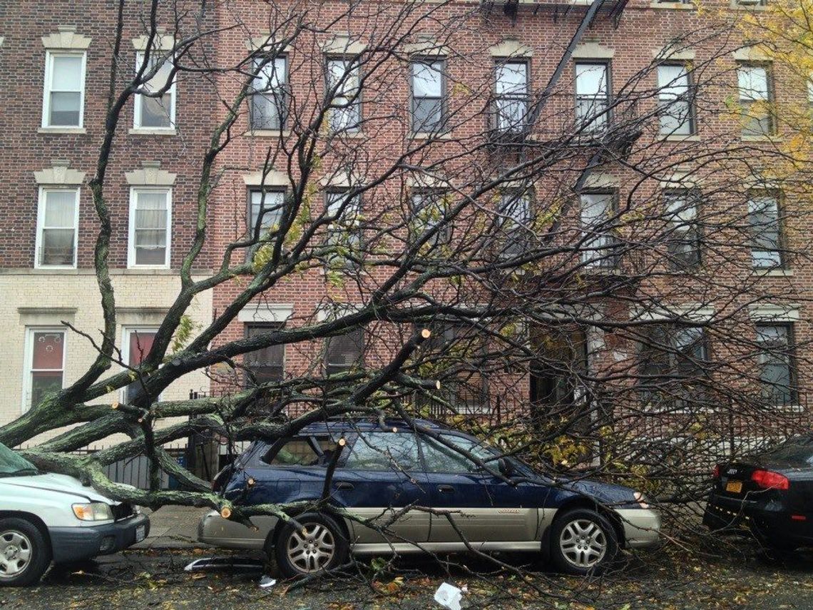 Huragan Sandy zaatakował Nowy Jork. Ale miasto się nie poddaje