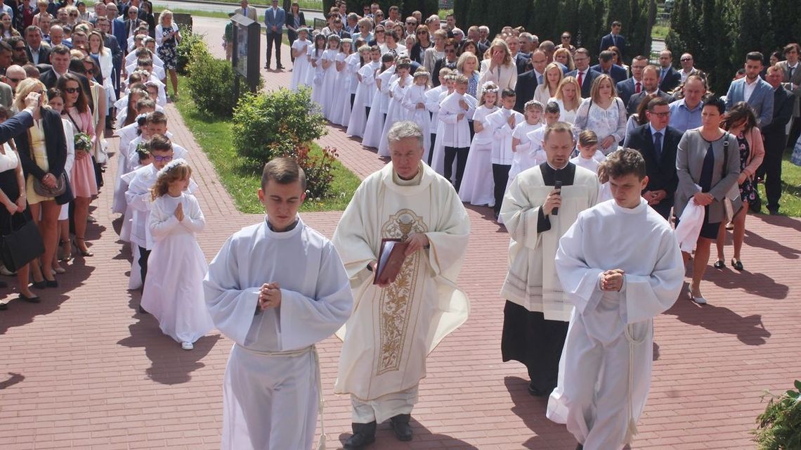 I Komunia Św. w Parafii pw. św. Jadwigi Królowej w Lublinie [zdjęcia]