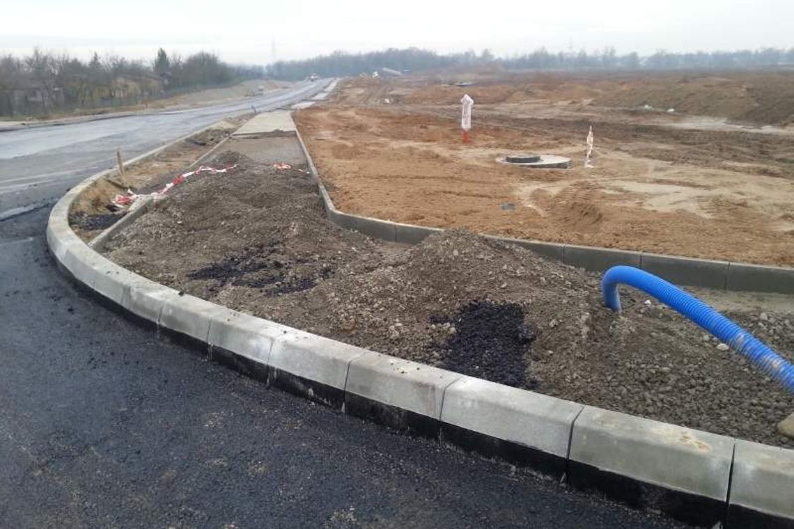 IKEA: Nowe drogi wokół przyszłego centrum prawie gotowe IKEA: Nowe drogi wokół przyszłego centrum prawie gotowe