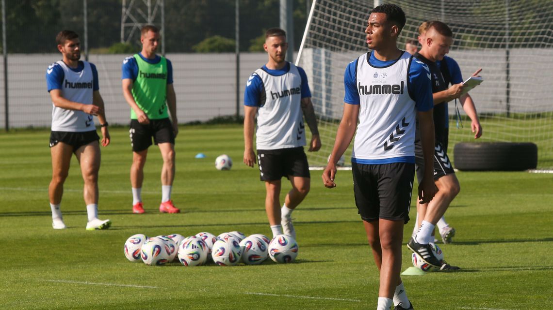 Ile Motor Lublin planuje transferów? "Musimy ściągnąć trzech napastników, szukamy obrońcy" Ile Motor Lublin planuje transferów? "Musimy ściągnąć trzech napastników, szukamy obrońcy"