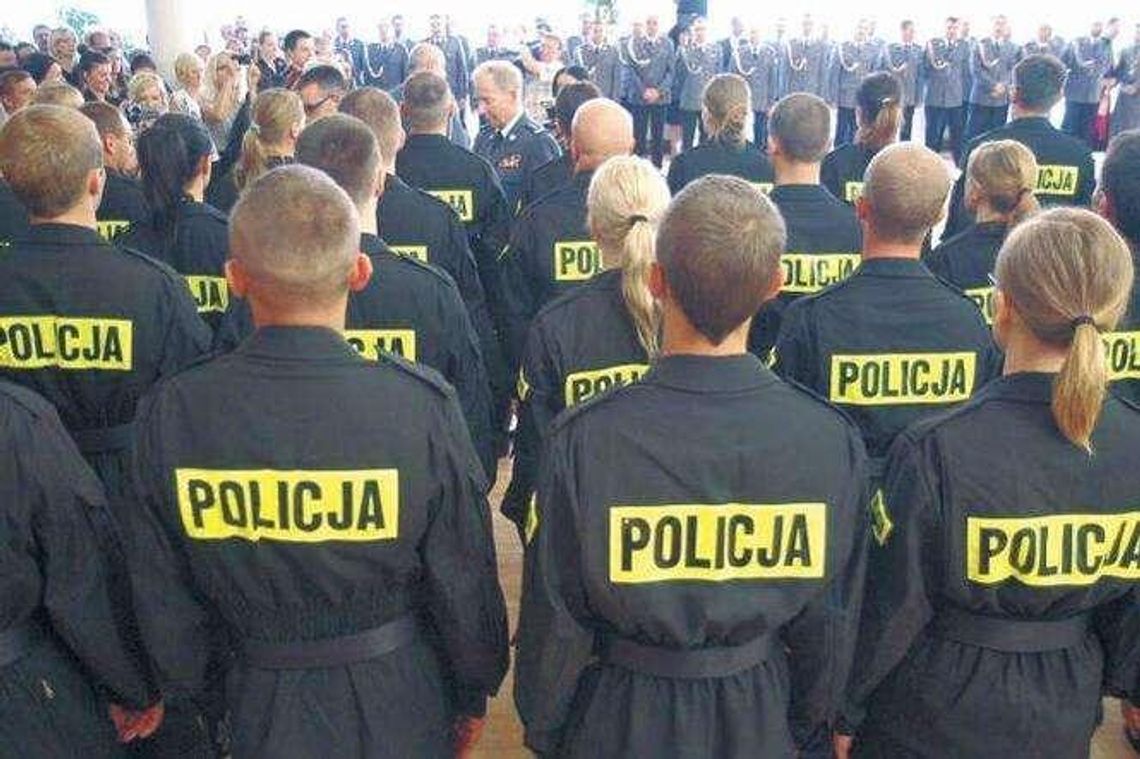 Ile można zarobić w policji? W 2018 roku mniej przyjęć do lubelskiego garnizonu Ile można zarobić w policji? W 2018 roku mniej przyjęć do lubelskiego garnizonu