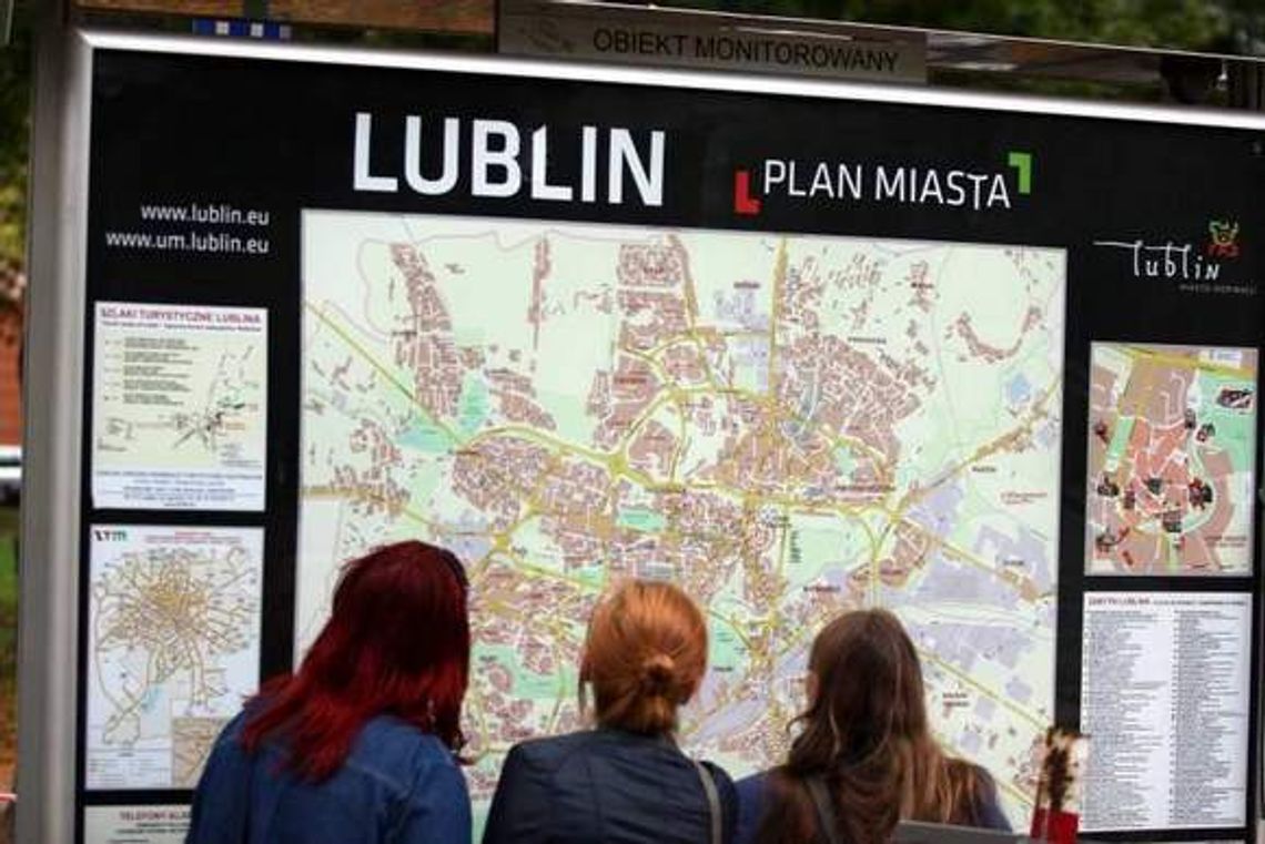 Ile naprawdę zarobisz po studiach? \"Studia nie dają nic\" Ile naprawdę zarobisz po studiach? \"Studia nie dają nic\"