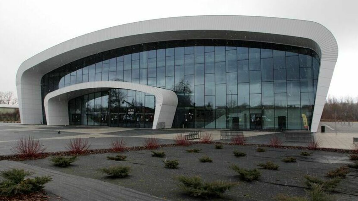 Ile Puławy dostaną za sprzedaż prawa do nazwy hali? Umowa coraz mniej tajna