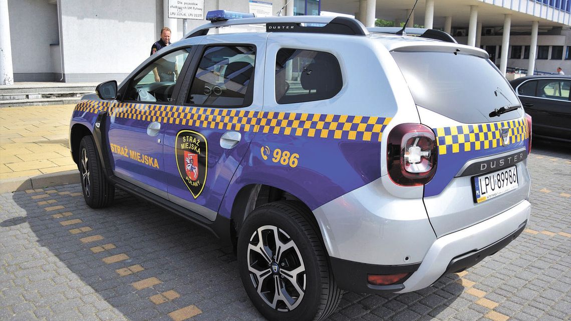 Ile zarabia strażnik miejski w Puławach? Już trzeci raz szukają chętnych do pracy Ile zarabia strażnik miejski w Puławach? Już trzeci raz szukają chętnych do pracy