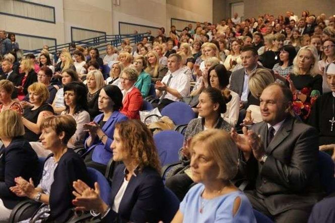 Ile zarabiają nauczyciele w Lublinie?