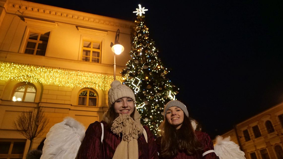 Iluminacje świąteczne w Lublinie. Deptak już rozświetlony [zdjęcia]