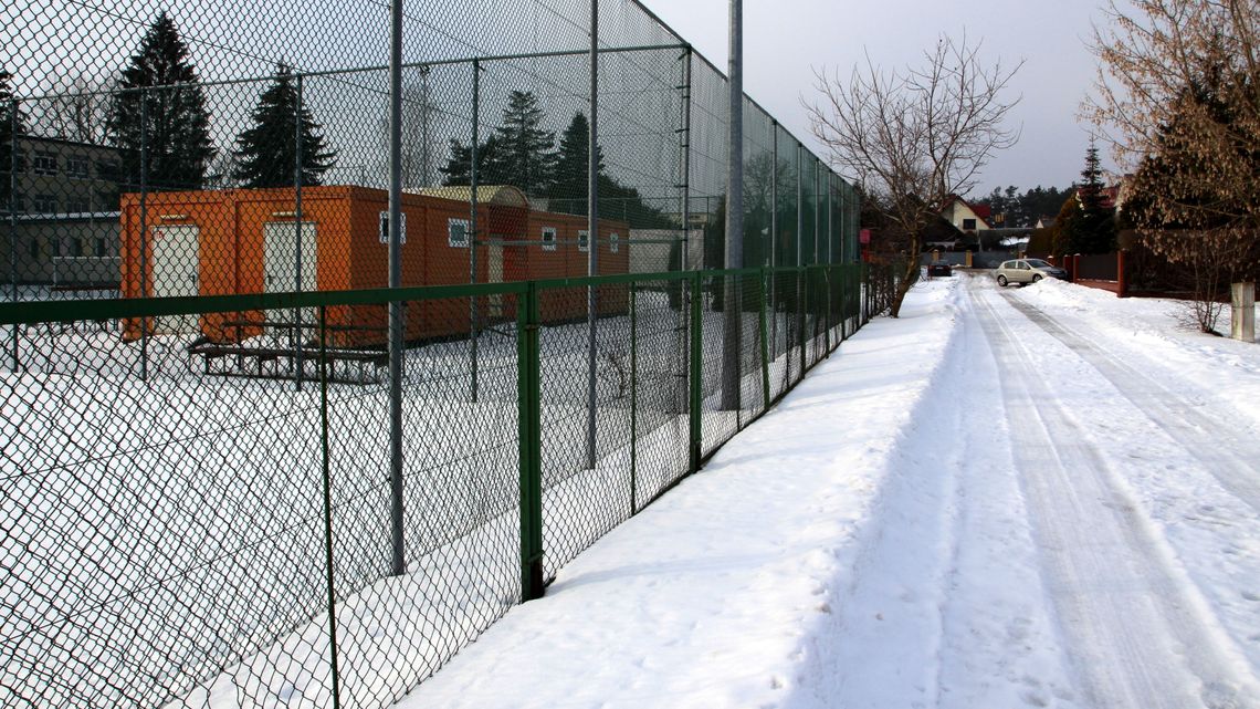 Im boisko nie przeszkadzało, ale to oni będą mieli najbliżej ekrany akustyczne