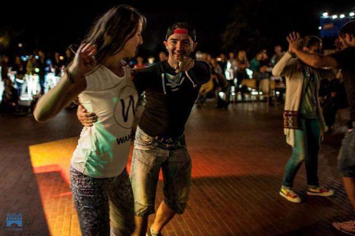 Impreza taneczna na placu Litewskim