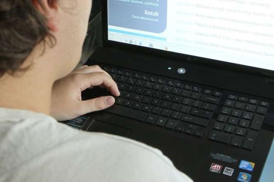 Informatyk z komendy policji sprzedawał dane ofiar wypadków