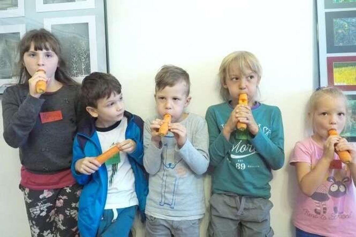 Inne Brzmienia: Jak zrobić instrument z marchewki? (zdjęcia) Inne Brzmienia: Jak zrobić instrument z marchewki? (zdjęcia)