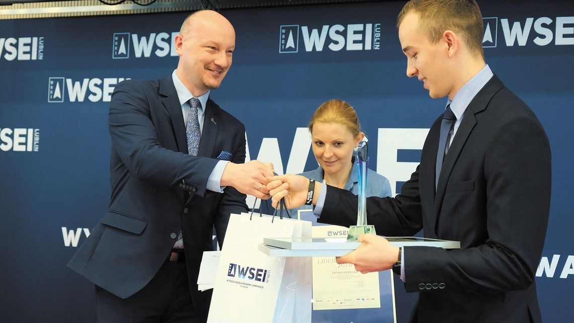 Innowacyjne szkoły, nauczyciele i uczniowie nagrodzeni