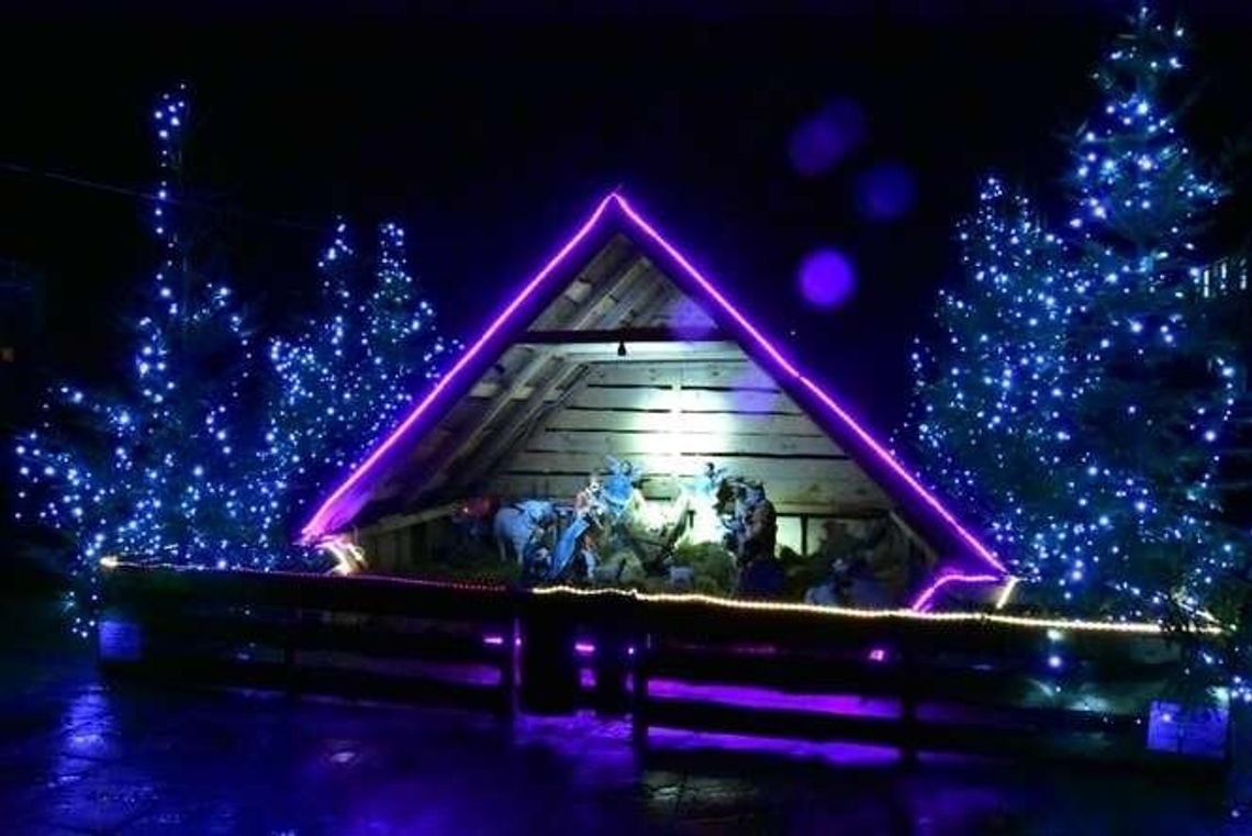 Interaktywna szopka. Kolędę i oświetlenie zmień przez internet