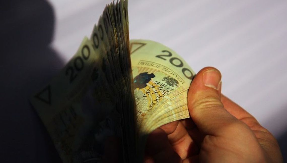 Internetowe oszustwa. Jest coraz więcej osób pokrzywdzonych