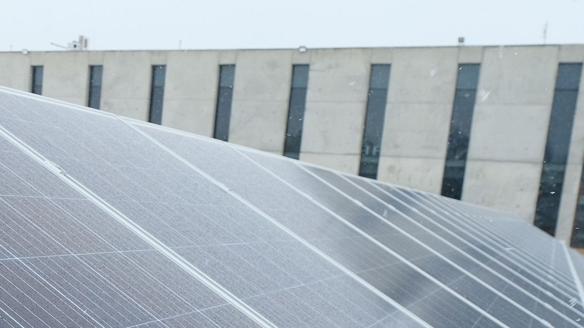 Inwestycja we własną elektrownię słoneczną. Coraz więcej firm się na to decyduje