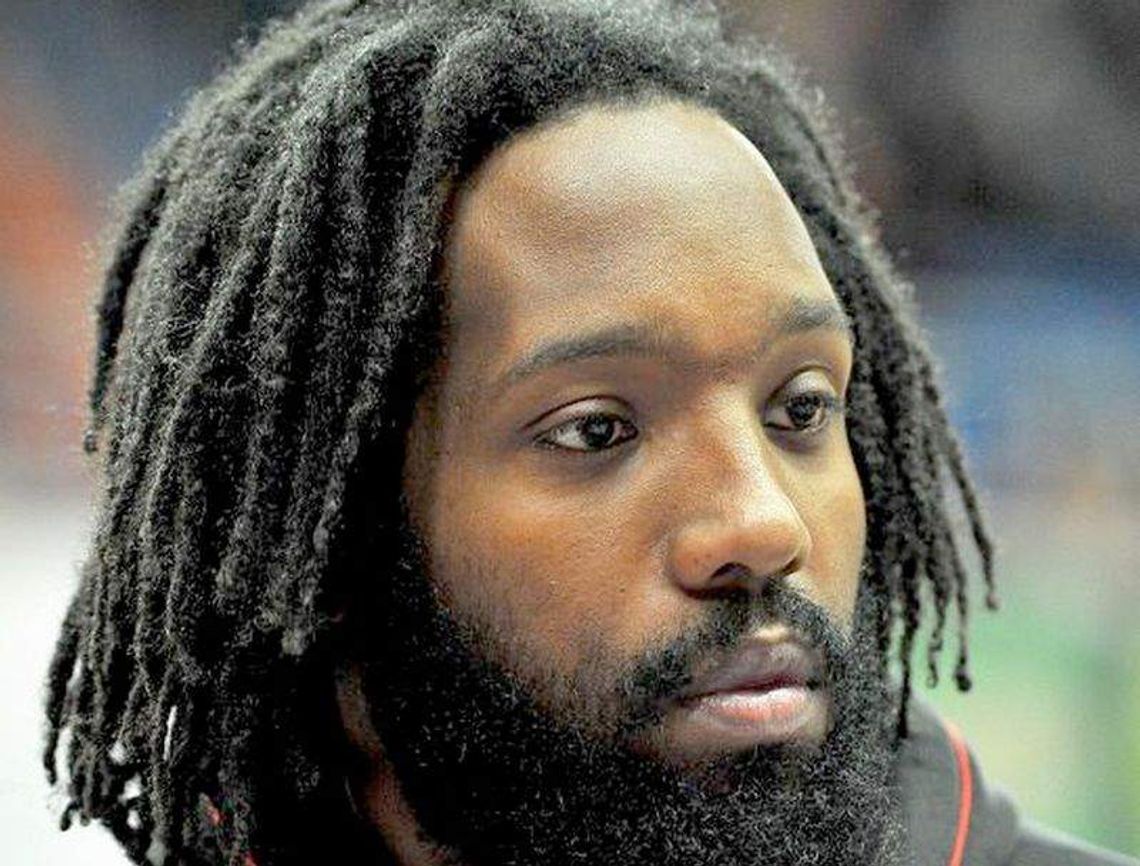 Isaac Wells, specjalista od zbiórek i obrony