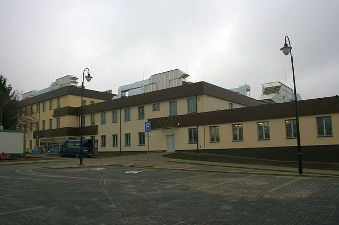 IUNG pod ścianą. Nadal czekają na pieniądze