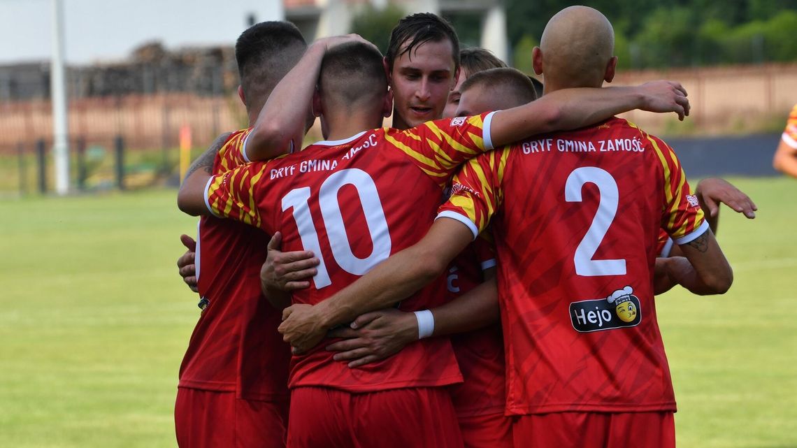 IV liga: Gryf Gmina Zamość nowym liderem, Cisowianka ciągle z kompletem i gol na urodziny