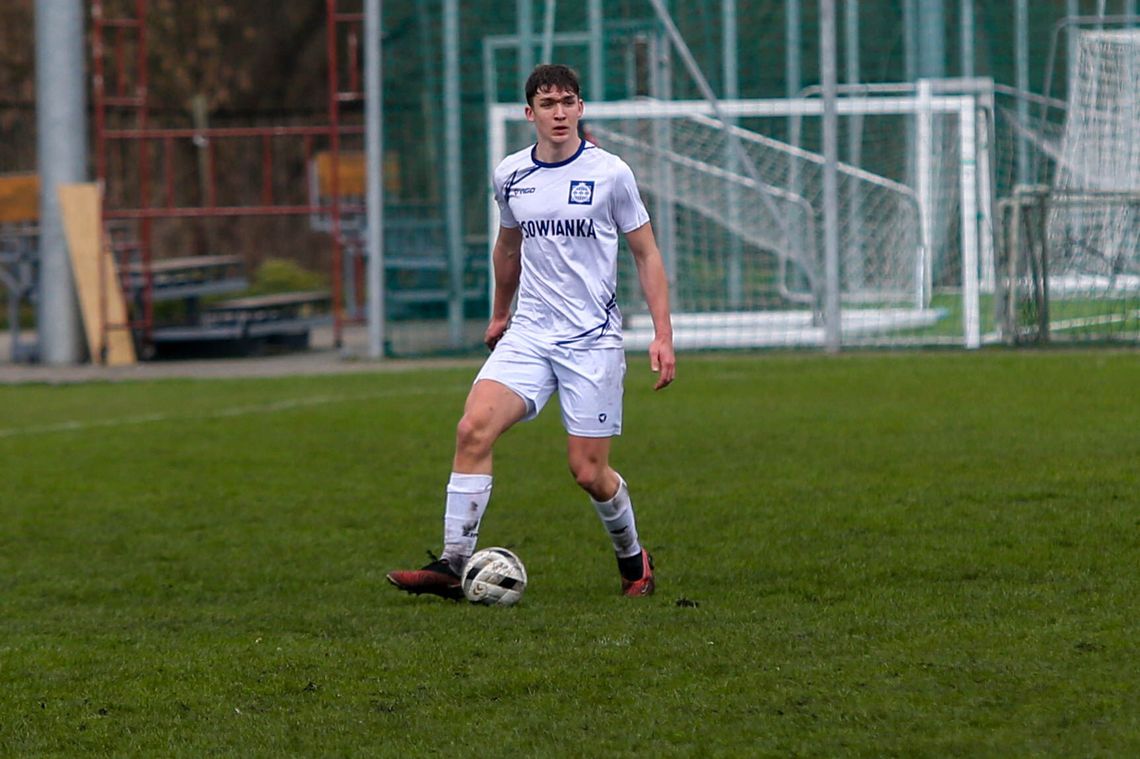 IV liga: Pierwsza wygrana Cisowianki Drzewce na wiosnę, Górnik II i Kryształ znowu na remis IV liga: Pierwsza wygrana Cisowianki Drzewce na wiosnę, Górnik II i Kryształ znowu na remis