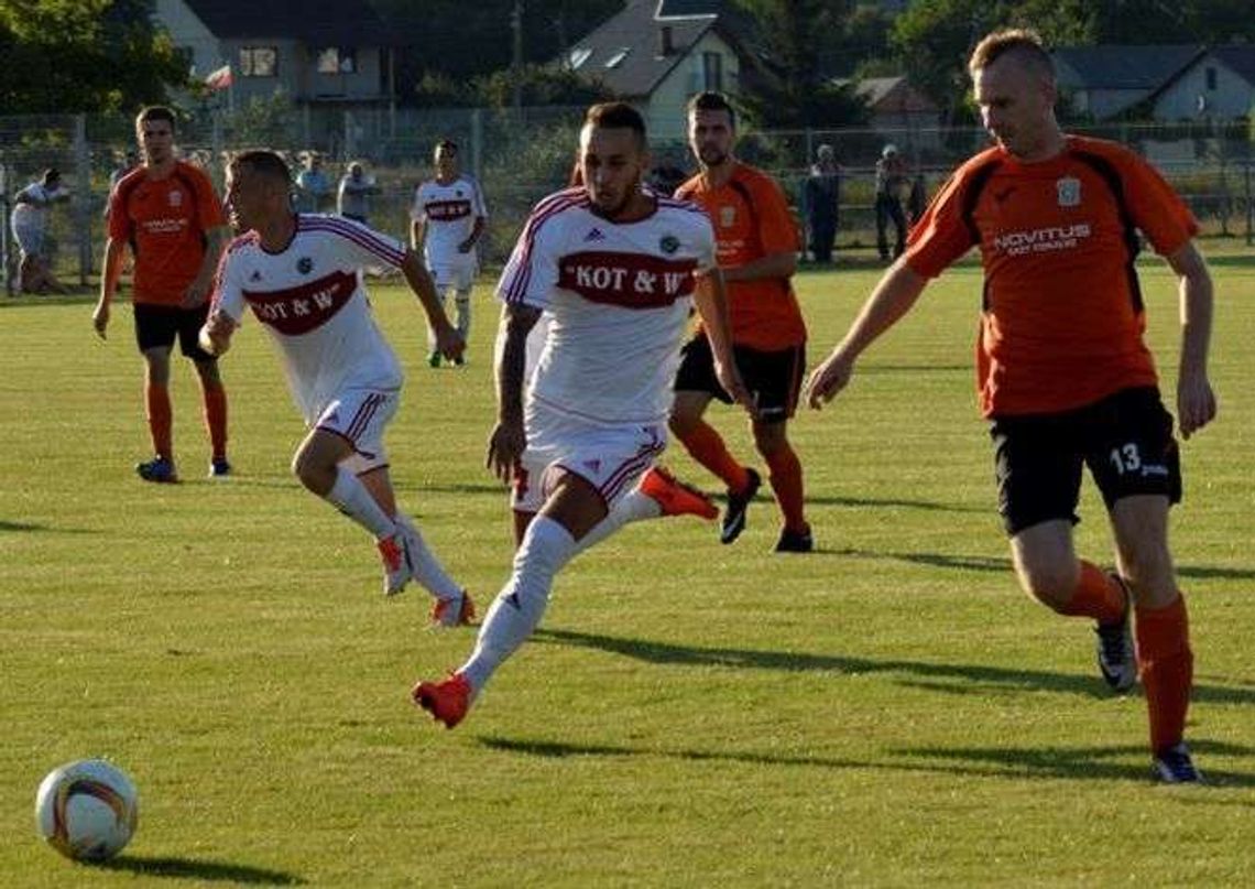 IV liga: Stal Kraśnik, Kryształ i Kłos nadal z kompletem