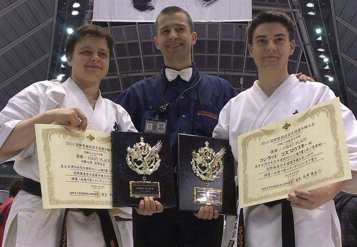 Izabela Sularz i Konrad Kozłowski zdobyli złote medale podczas mistrzostw świata w konkurencji kata