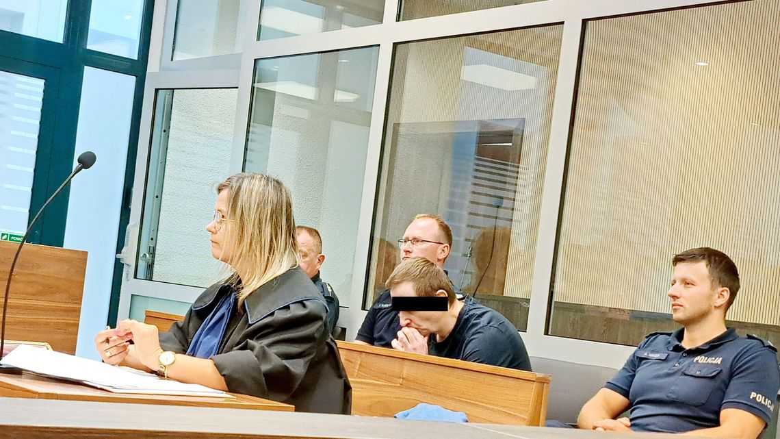 „Ja tego nie chciałem”. Ruszył proces oskarżonego o zabójstwo matki