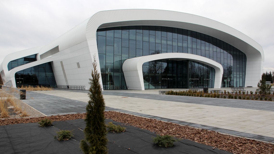 Jak dostać się na otwarcie nowej hali w Puławach? Będą rozdawać bezpłatne bilety