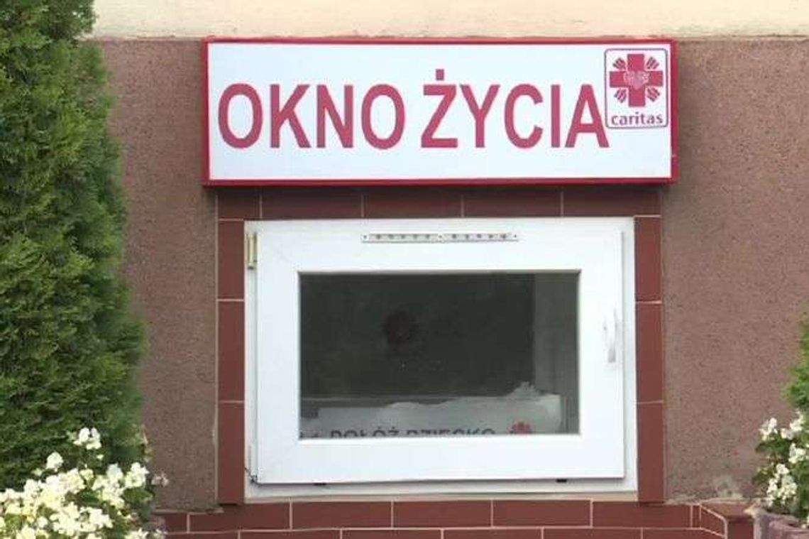 Jak działają okna życia? "Może inaczej potoczyłaby się historia dziecka znalezionego w rzece"