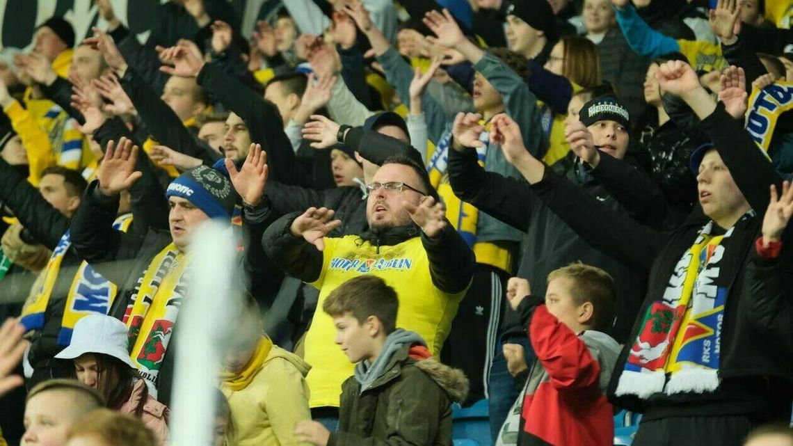 Jak Motor gra z Legią, to autobusy jadą inaczej