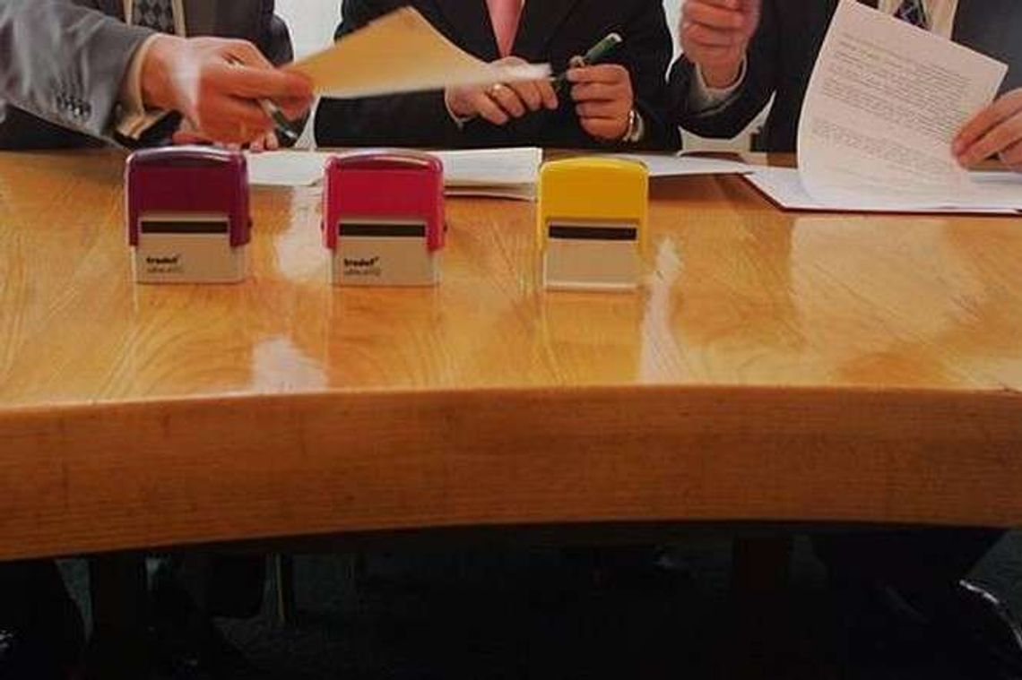 Jak obsadzane są stanowiska w gminie? Wójt: "nachalnie jesteśmy tutaj atakowani"