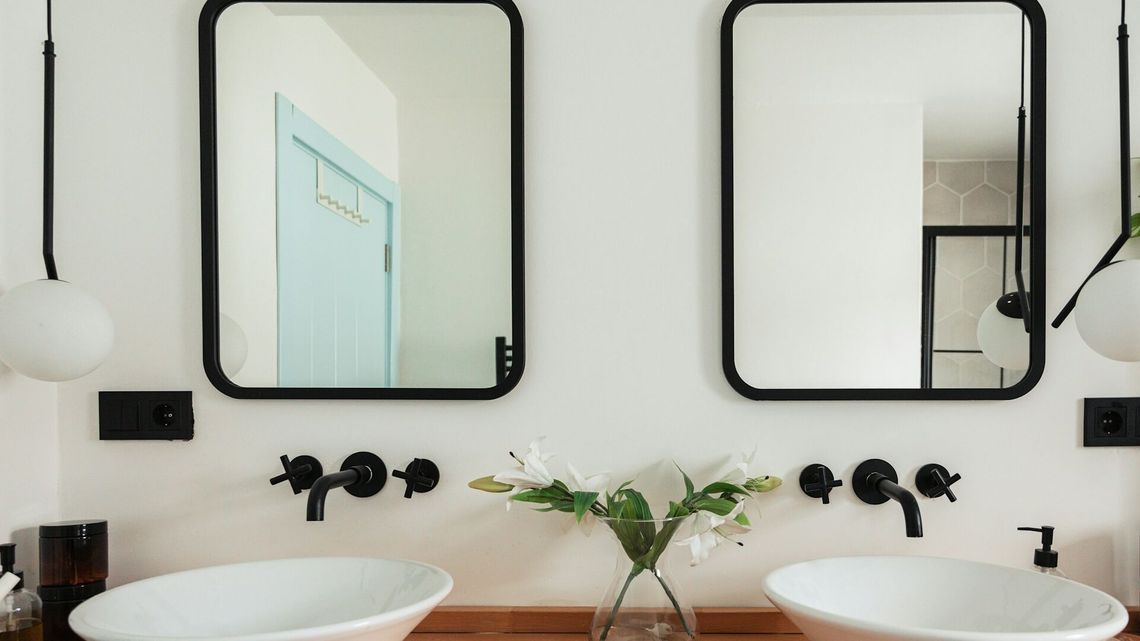 Jak Polacy zmieniają swoje łazienki? Trendy i wydatki w 2023 roku