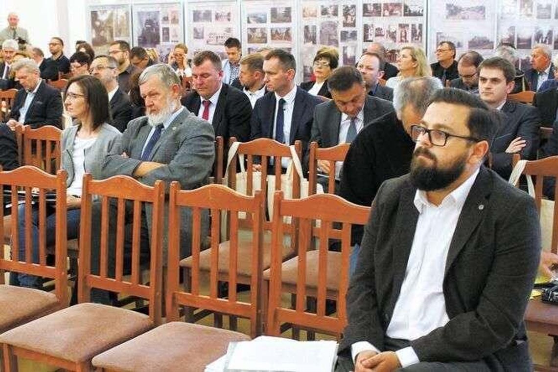 Jak pomóc polskiej wsi. Konferencja w IUNG w Puławach