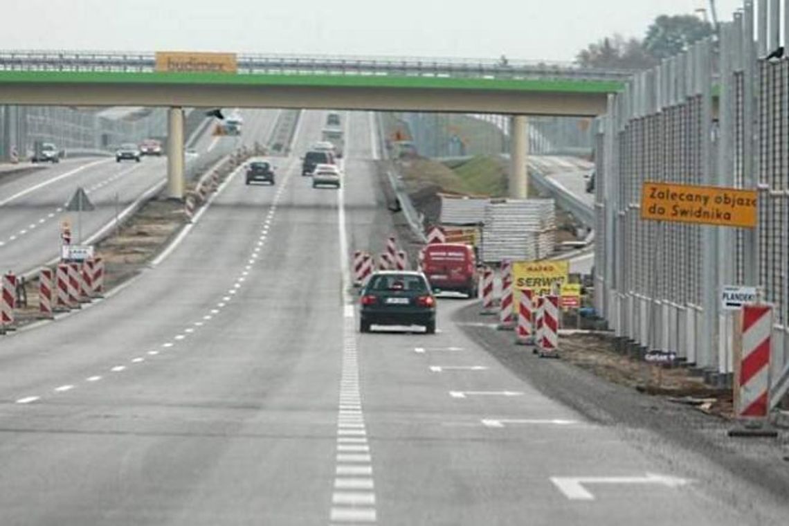 Jak się jedzie nowym odcinkiem S17 (wideo)