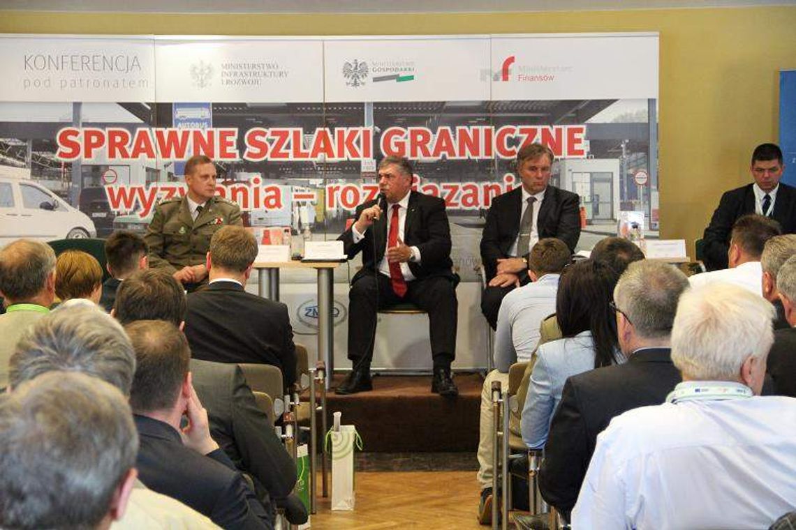 Jak usprawnić granicę? Pomysły celników, przewoźników i polityków