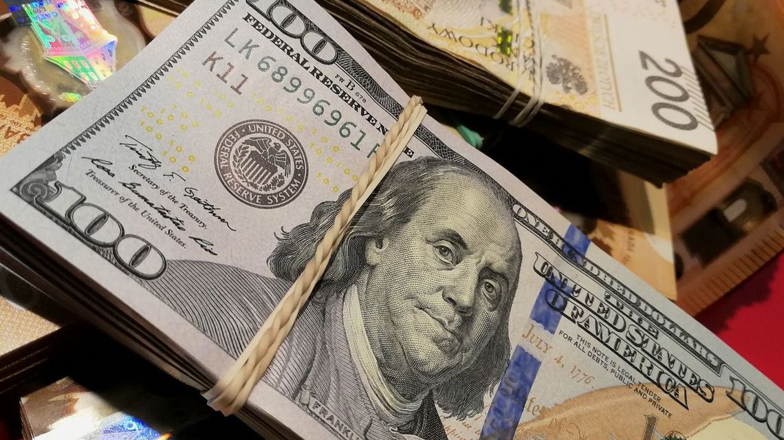 Jak uzyskać kredyt gotówkowy przez internet, krok po kroku