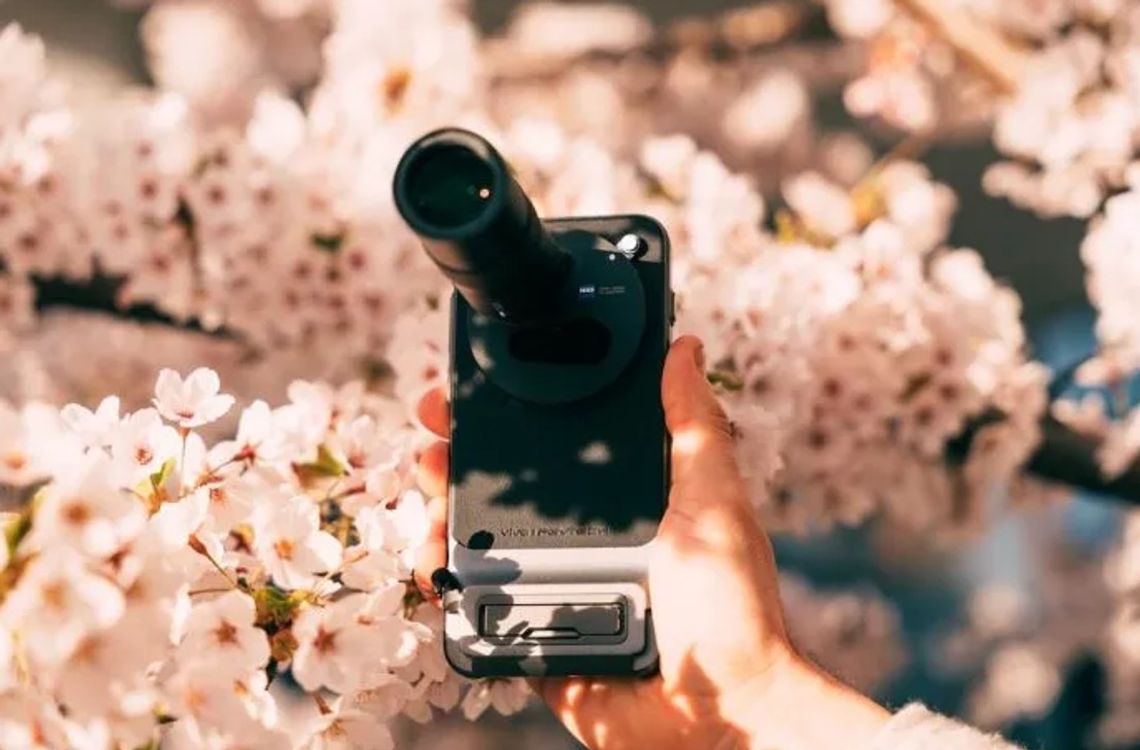 Jak wybrać najlepszy smartfon dla podróżnika?
