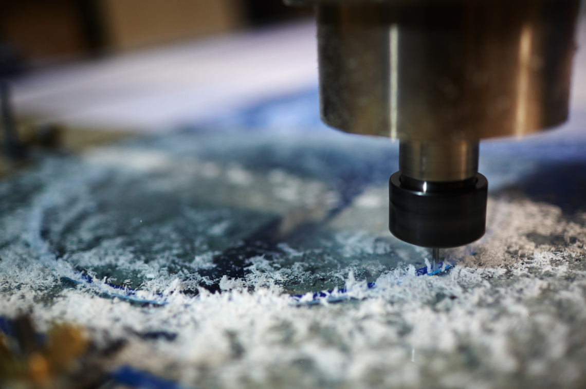 Jak wybrać producenta form wtryskowych?