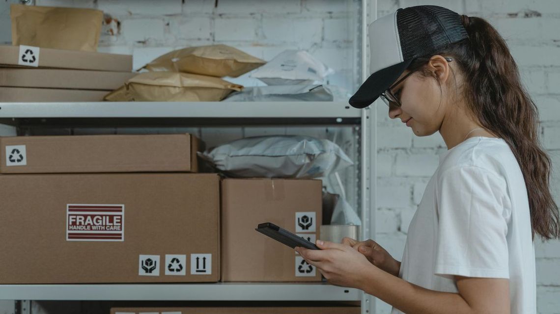 Jak wycenić koszt transportu? Praktyczny przewodnik dla firm i osób prywatnych